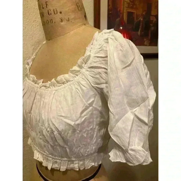 White Square Neck Ruffled Lantern Sleeve Cropped Top NWT Size S - Picture 3 of 9